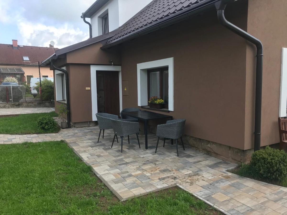 Apartmány U Lípy Tatobity Exterior foto